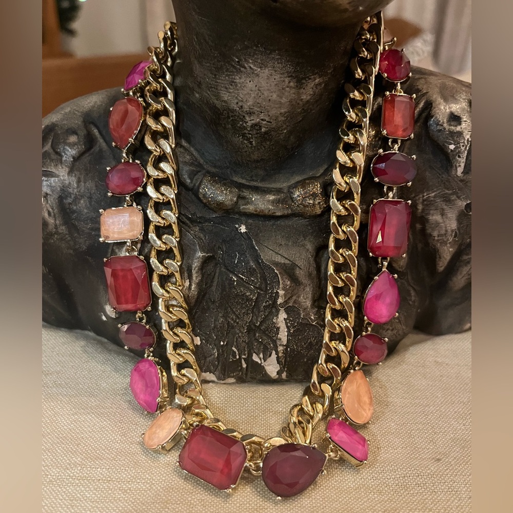 WHITE HOUSE BLACK MARKET Faceted Two Strand Shades of Red Cuban Chain Necklace